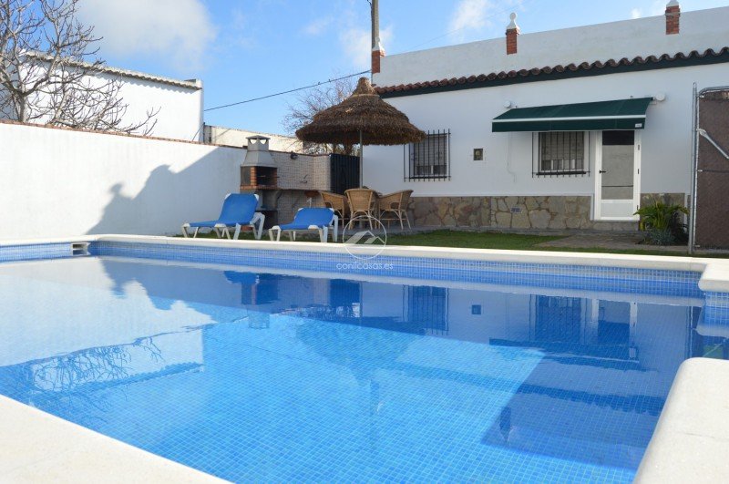 mantenimientos-de-piscinas-en-dos-hermanas